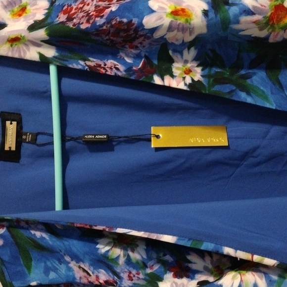 Alexia Admor Blue Floral Painted Daisy Ruffle Sleeve Wrap Dress 8 Some Damage - Picture 5 of 9